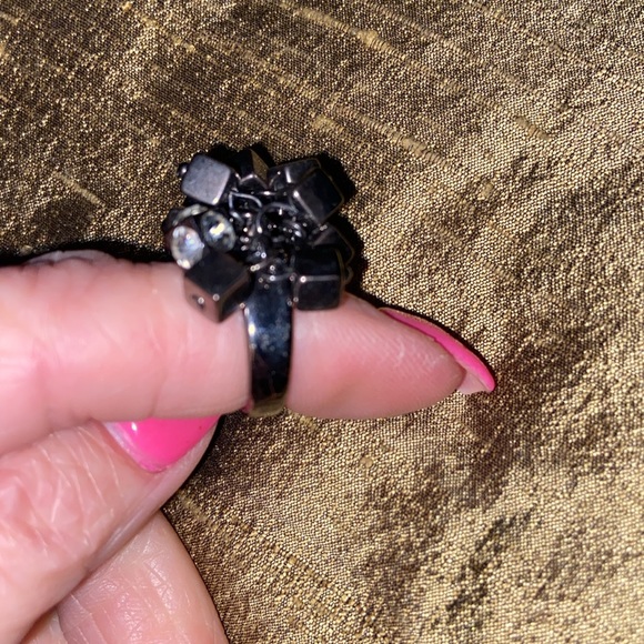 Fashion blingy ring size 6 - Picture 3 of 8